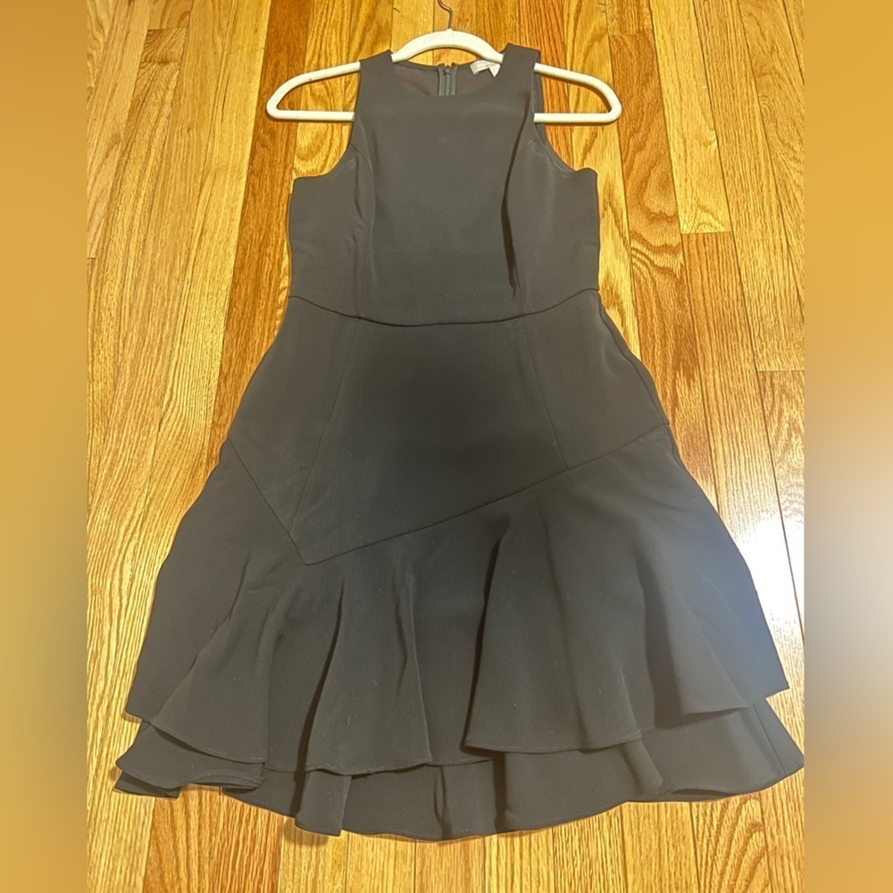 Banana Republic Black Sleeveless Ruffle Bottom dress. Women’s 4 - Picture 3 of 10